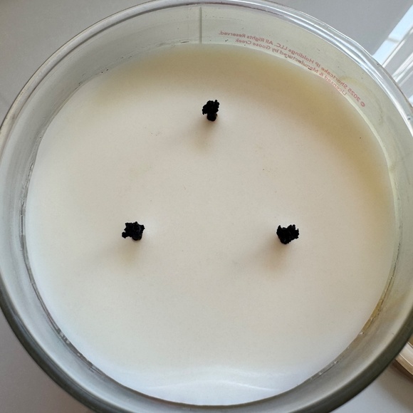 Goose Creek Strawberry Shortcake 3 Wick Candle & Box Sign Bundle - Picture 3 of 6